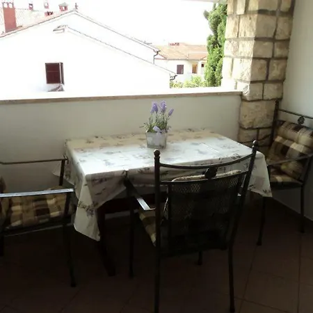 Ana Apartment *