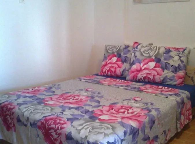 Ana Διαμέρισμα Ρόβινι